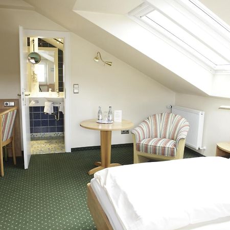 Hotel Kirchspiels Gasthaus Nortorf Oda fotoğraf