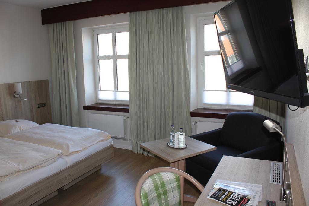 Hotel Kirchspiels Gasthaus Nortorf Dış mekan fotoğraf