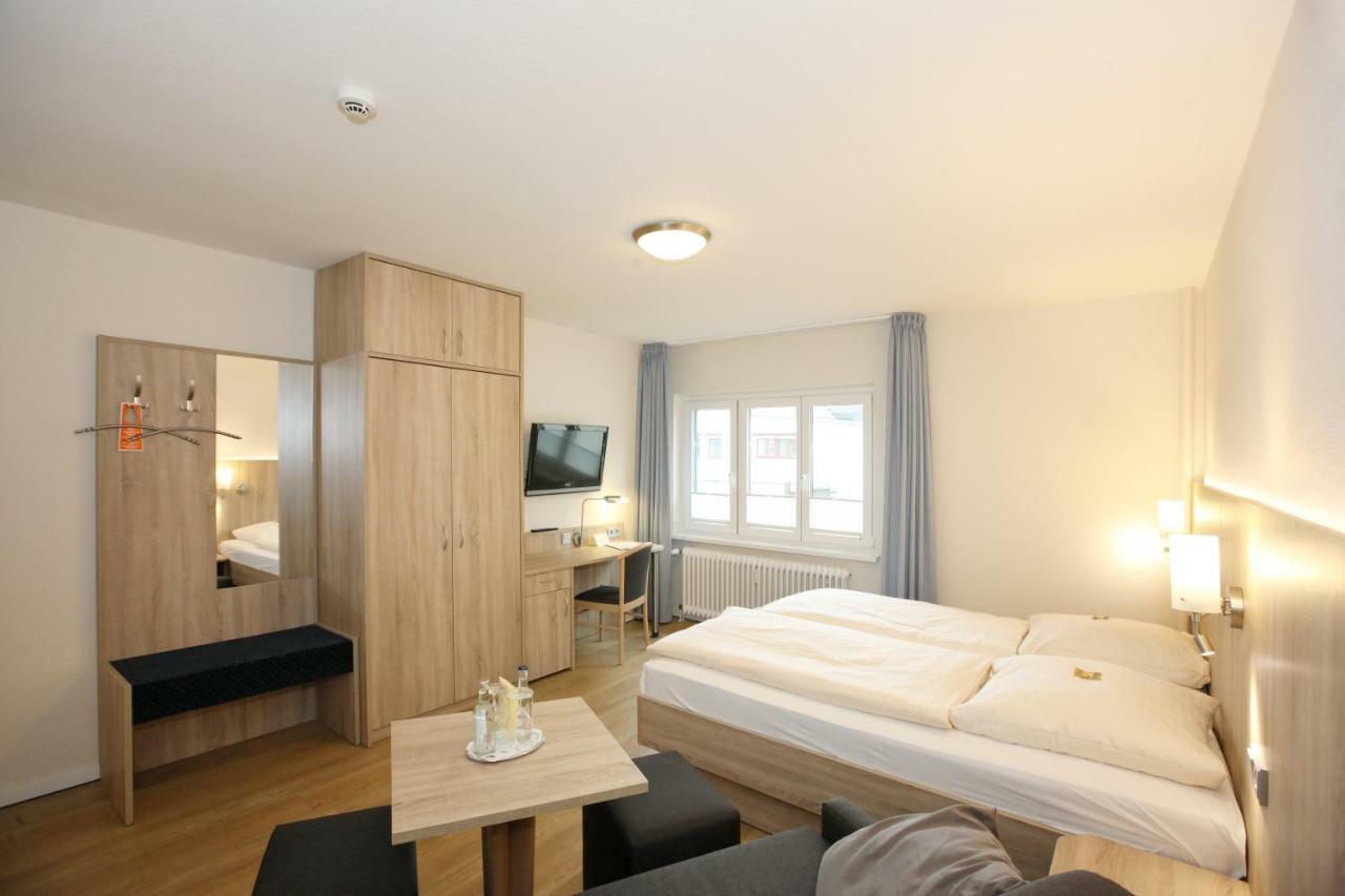 Hotel Kirchspiels Gasthaus Nortorf Dış mekan fotoğraf