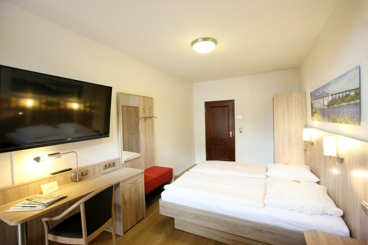 Hotel Kirchspiels Gasthaus Nortorf Dış mekan fotoğraf