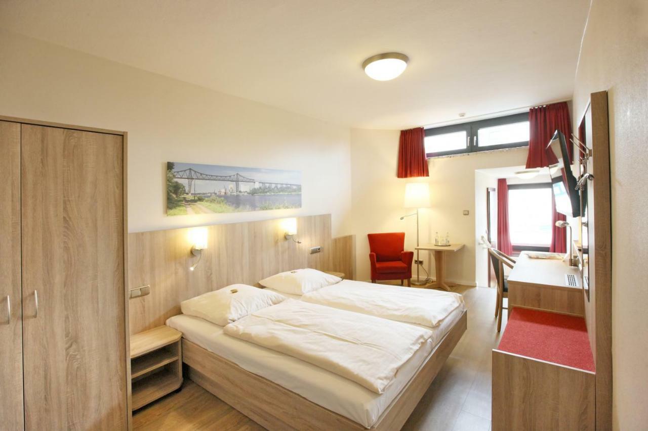 Hotel Kirchspiels Gasthaus Nortorf Dış mekan fotoğraf