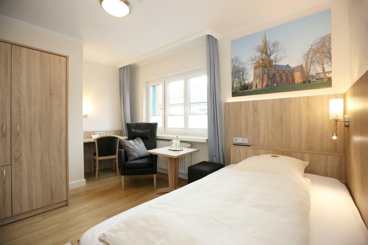 Hotel Kirchspiels Gasthaus Nortorf Dış mekan fotoğraf